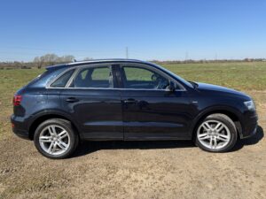 AUDI Q3 2012