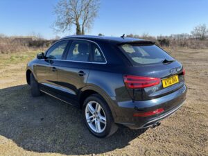 AUDI Q3 2012