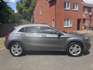 MERCEDES GLA 220CDI SPORT 2015