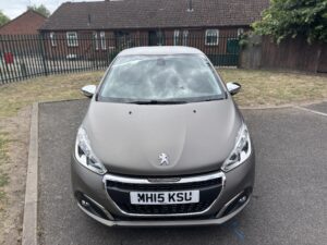 Peugeot 208 AUTOMATIC