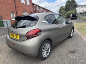 Peugeot 208 AUTOMATIC