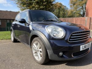 Mini Cooper Countryman Automatic 2011
