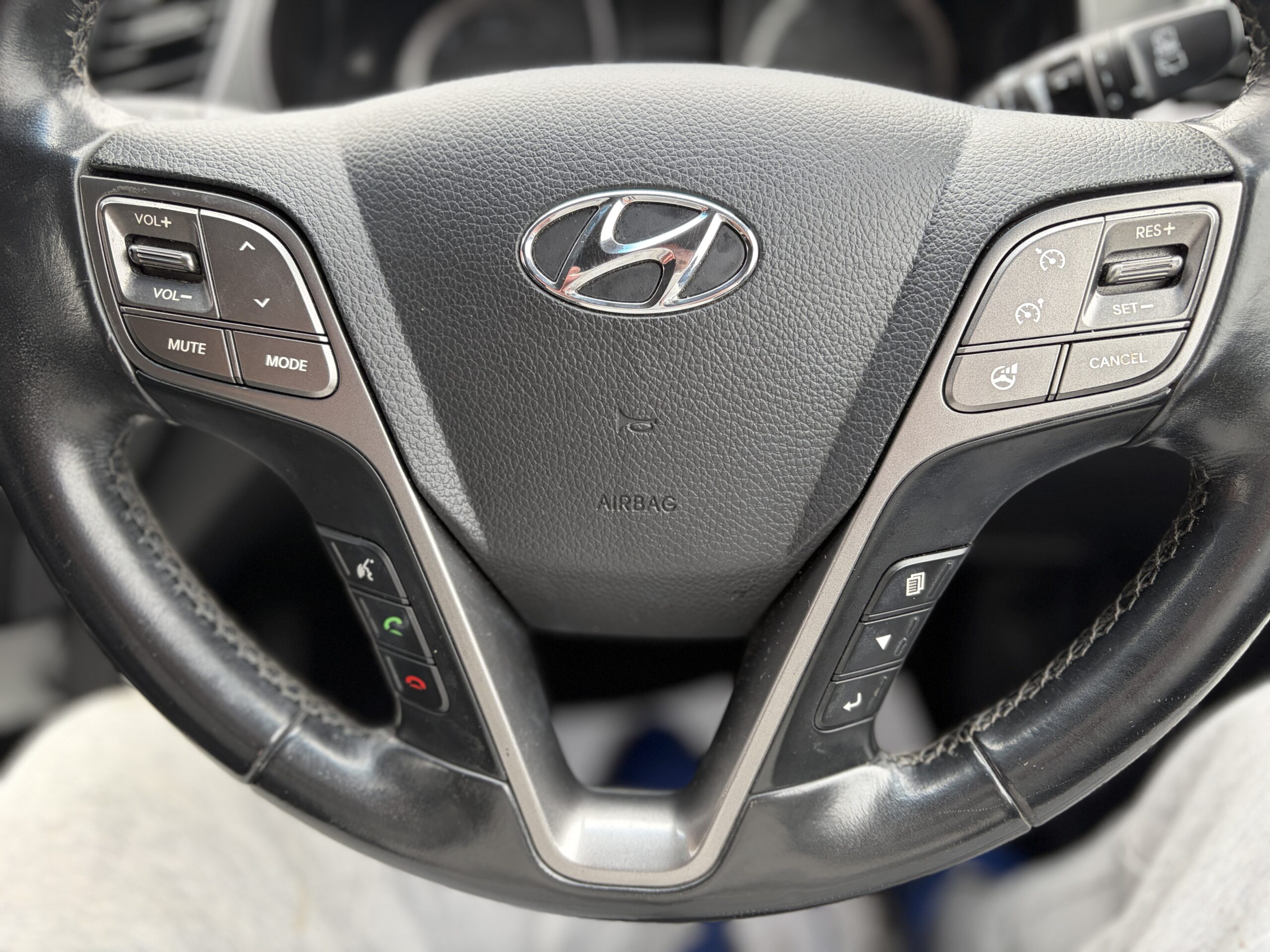 
								Hyundai Santa Fe 2014 Premium full									