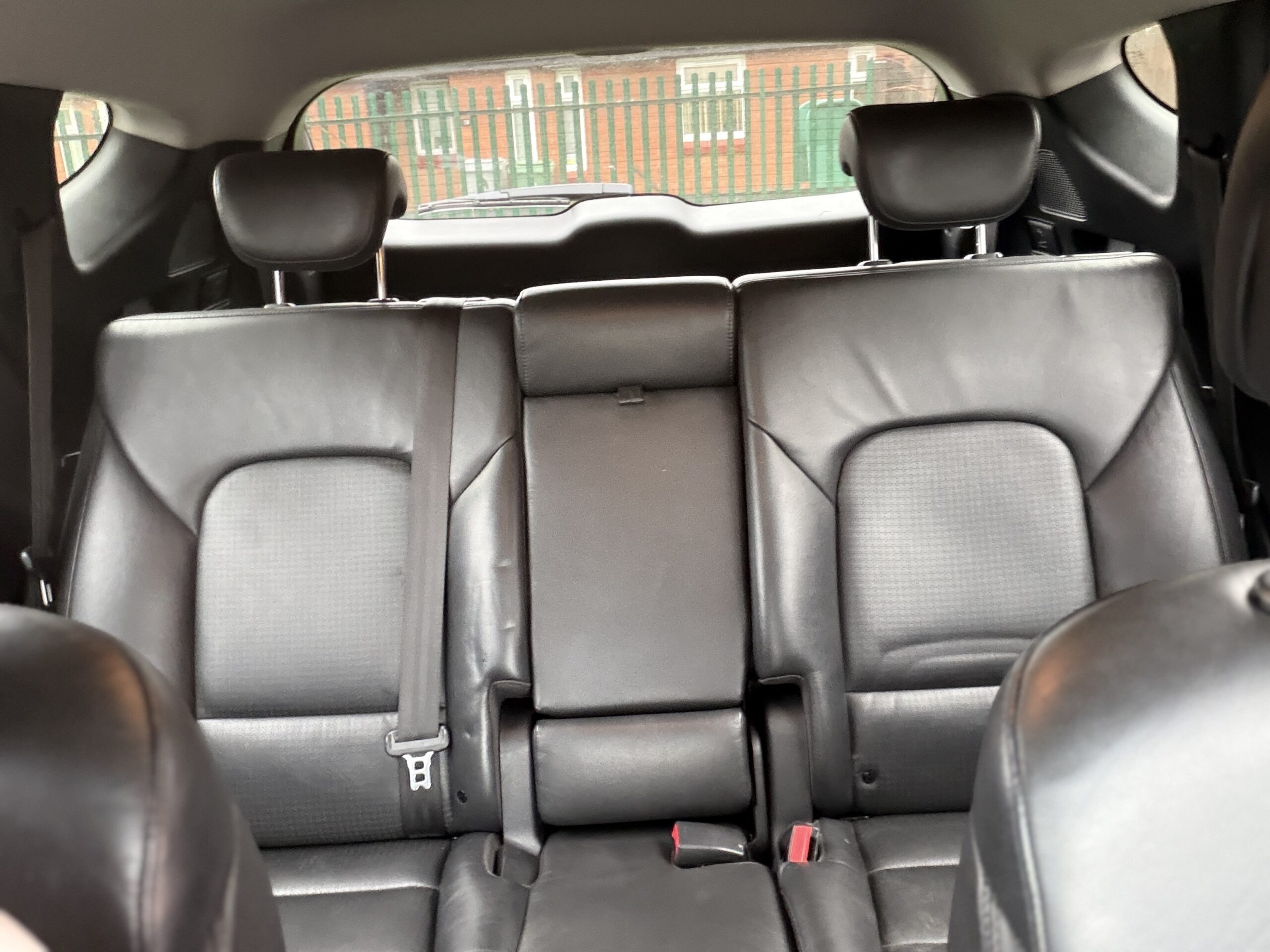 
								Hyundai Santa Fe 2014 Premium full									