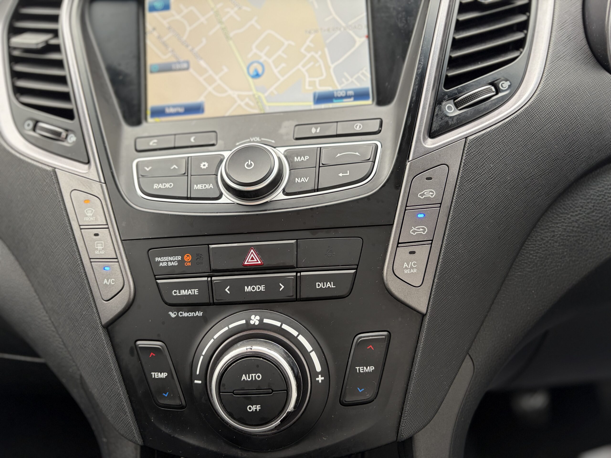 
								Hyundai Santa Fe 2014 Premium full									