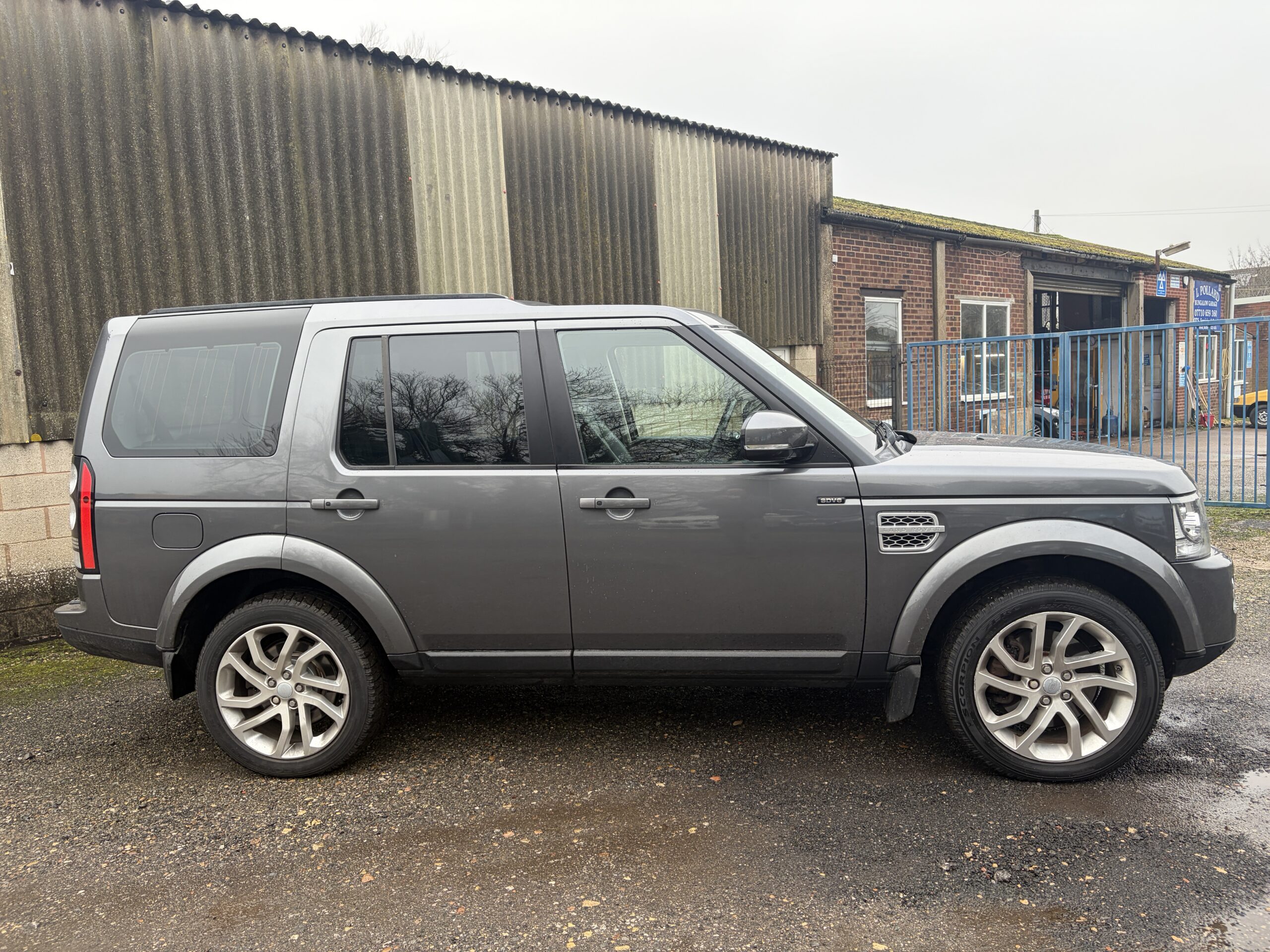 Land Rover Discovery 2016 3.0 HSE