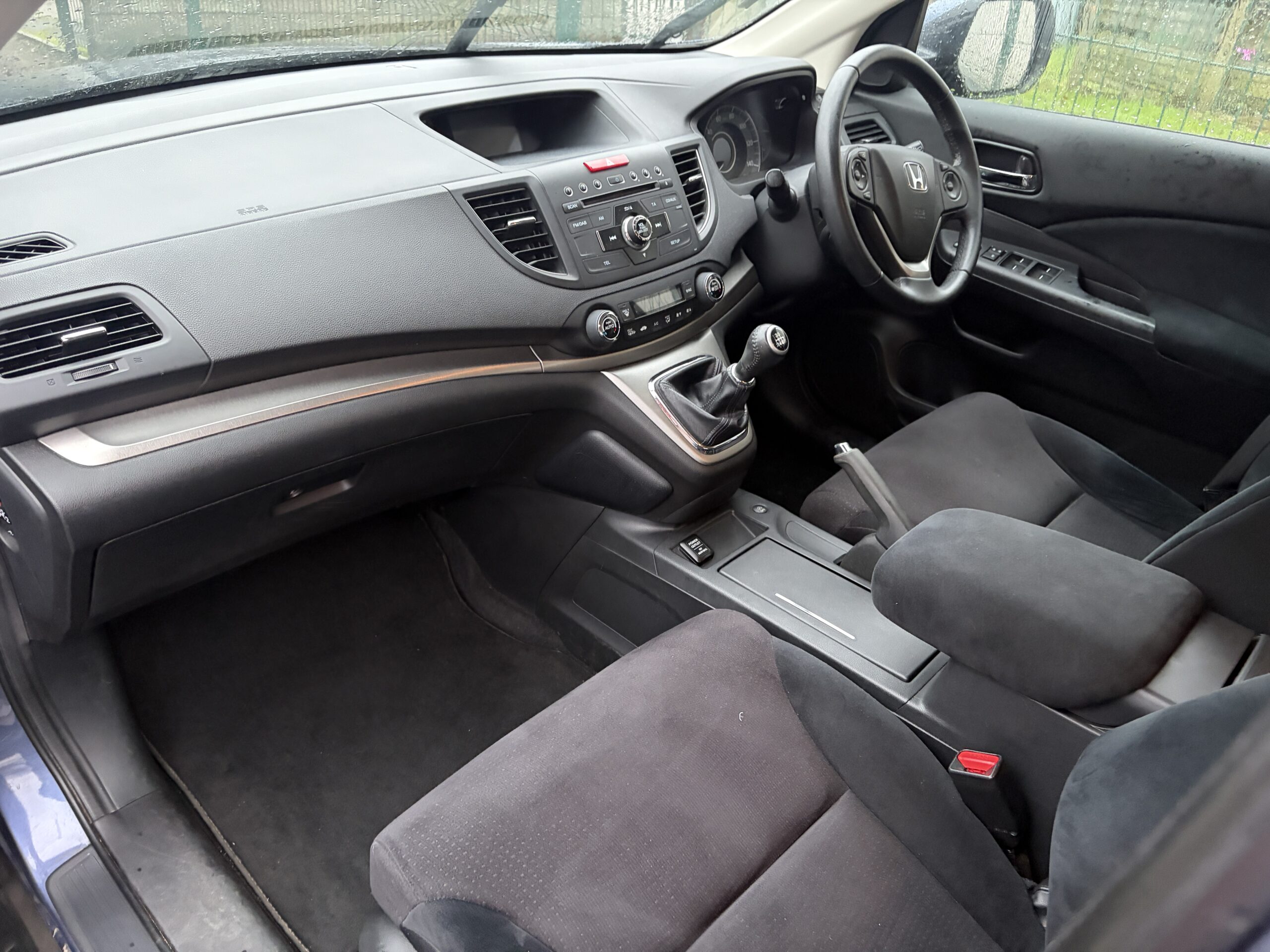 
								Honda CR-V 2014 full									