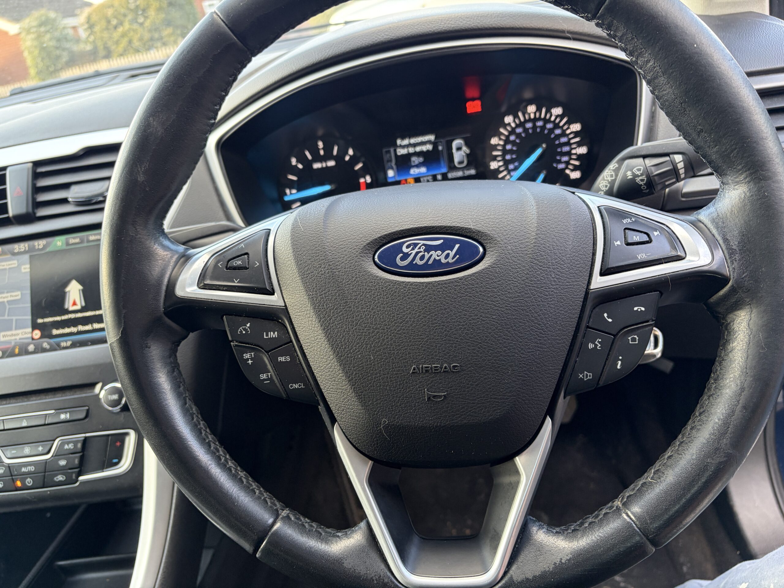 
								Ford Mondeo Zetec 2015 full									