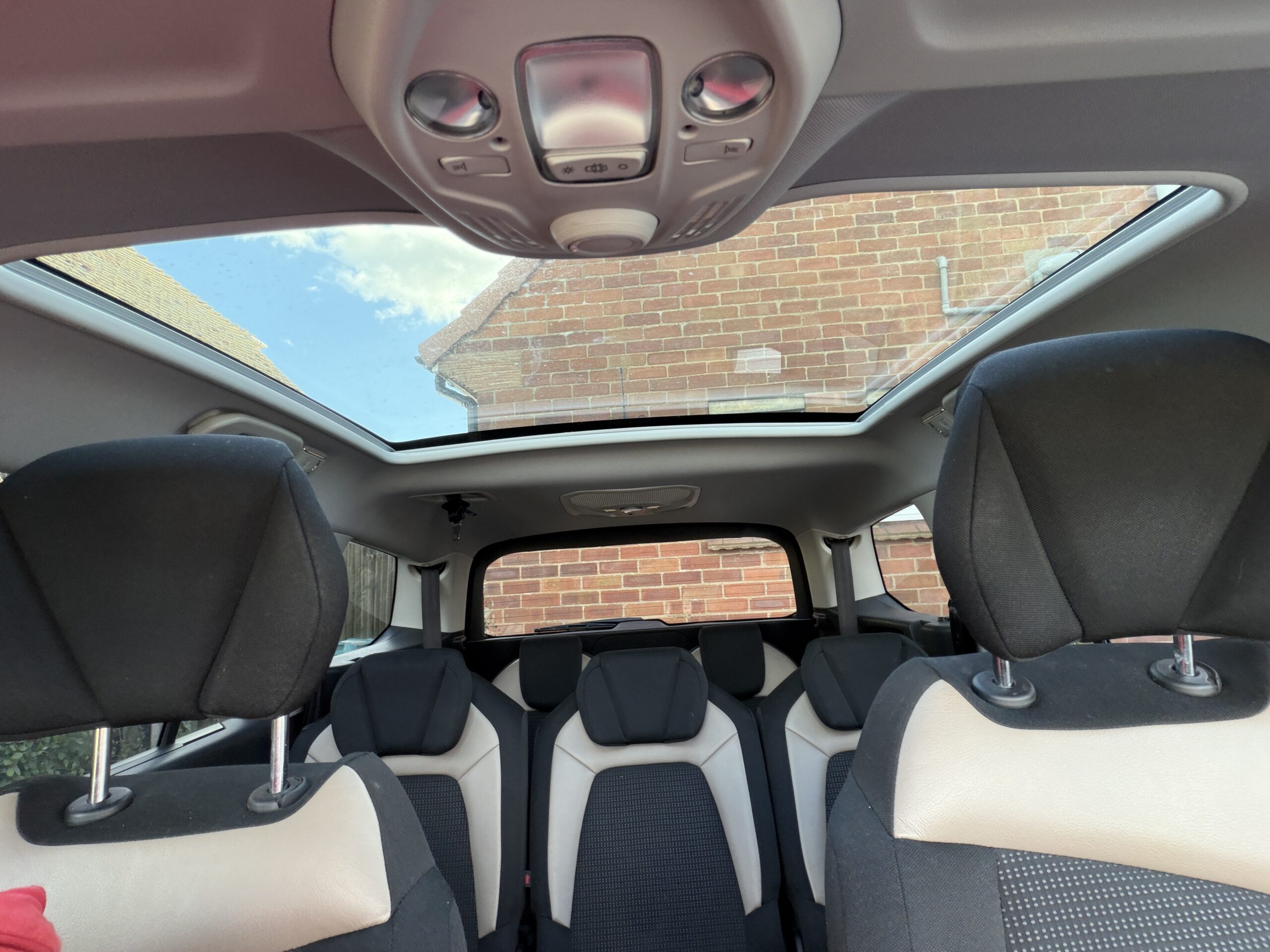 
								Citroen C4 Grand Picasso Automatic full									