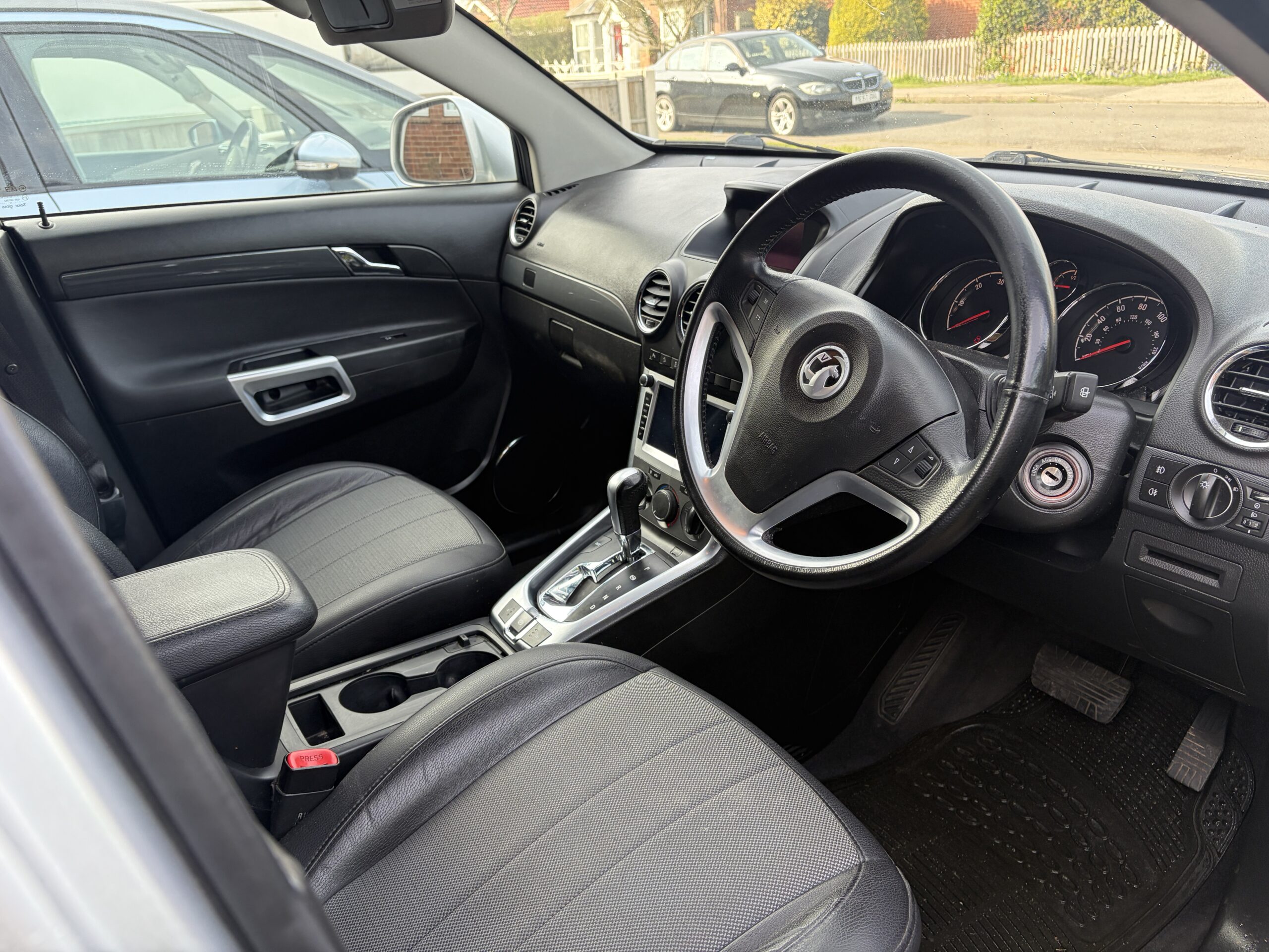 
								Vauxhall Antara Automatic 2,2 Diesel full									