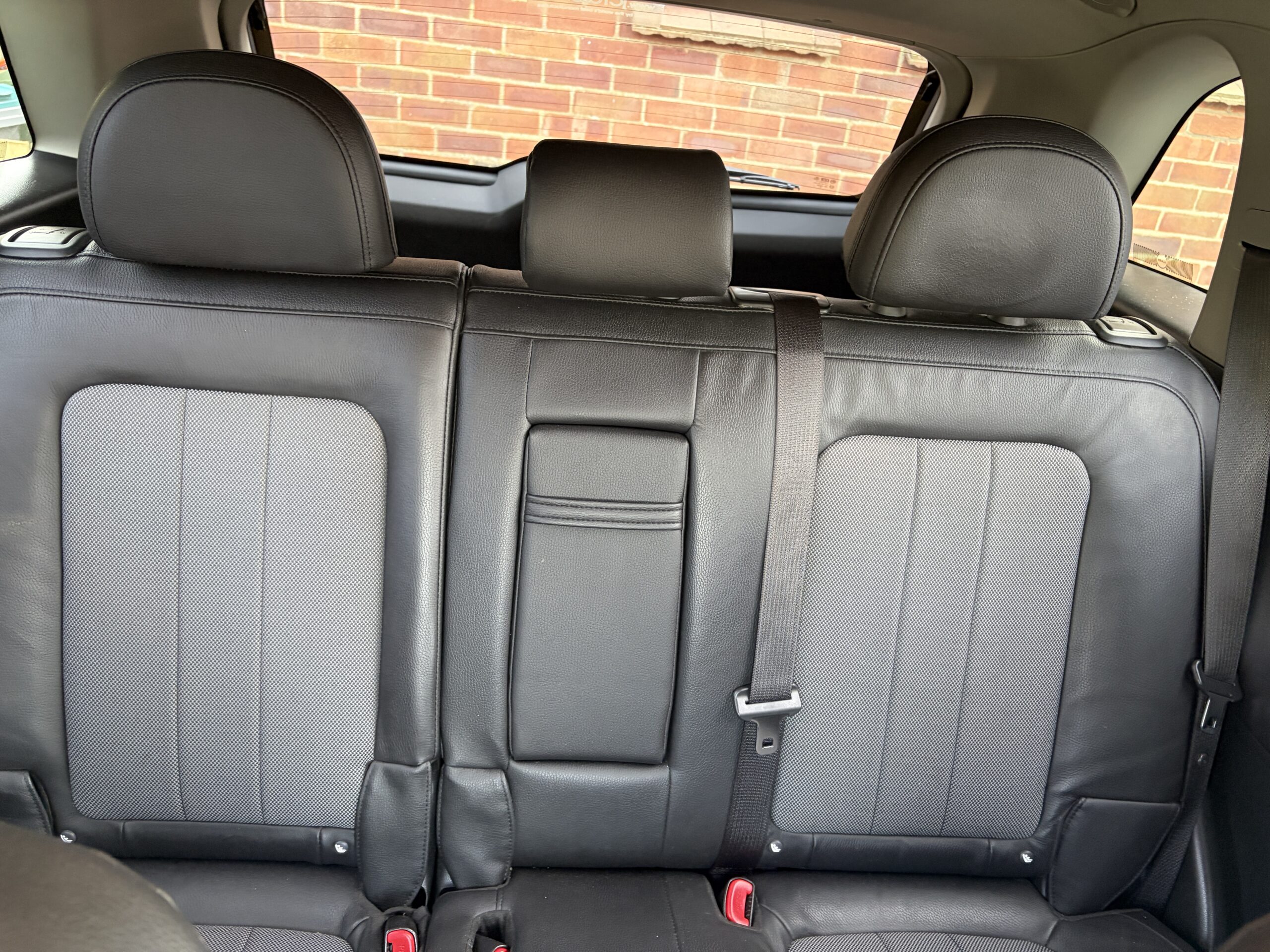 
								Vauxhall Antara Automatic 2,2 Diesel full									