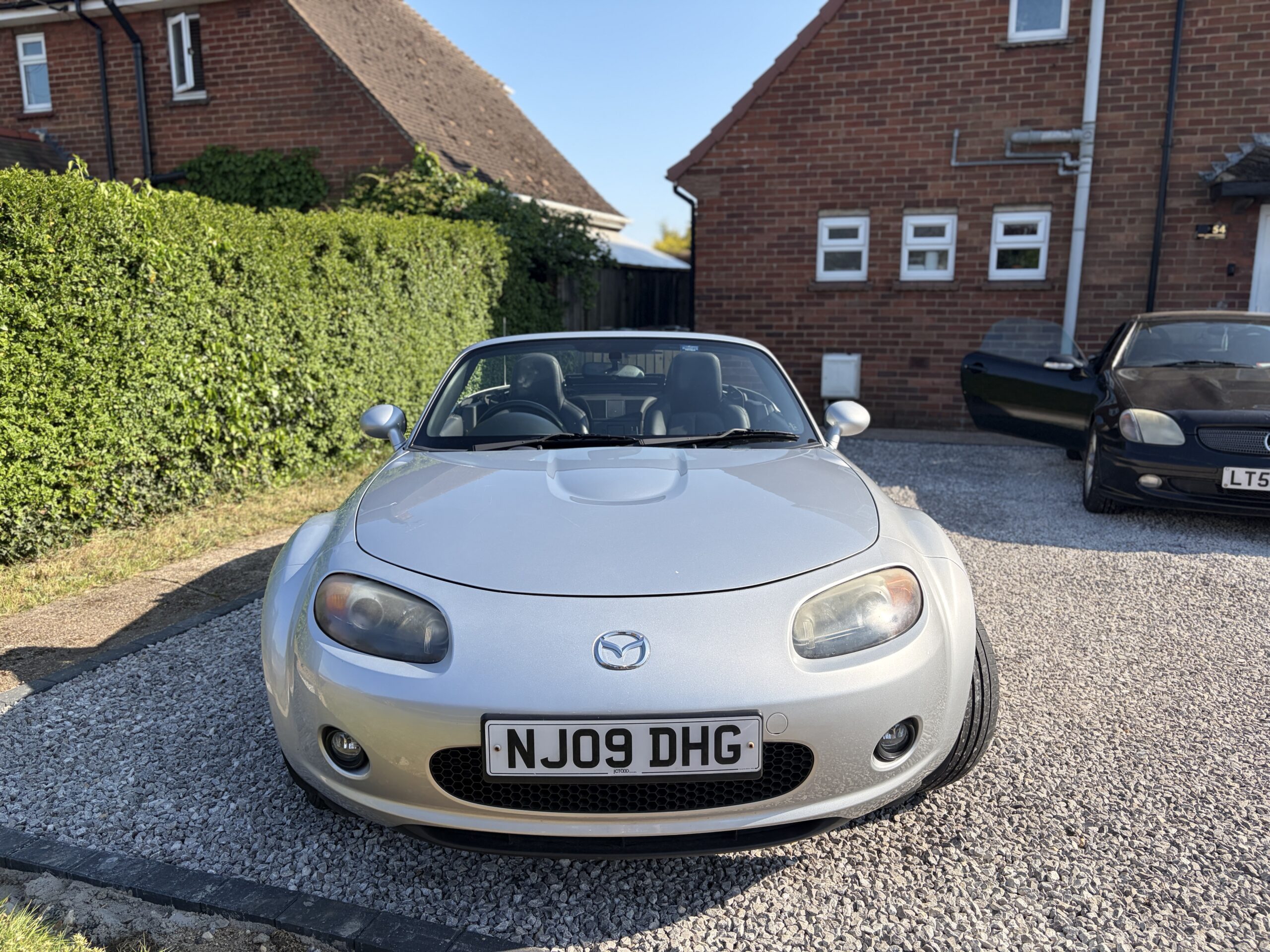 
								Mazda MX-5 Roadster 2009 full									