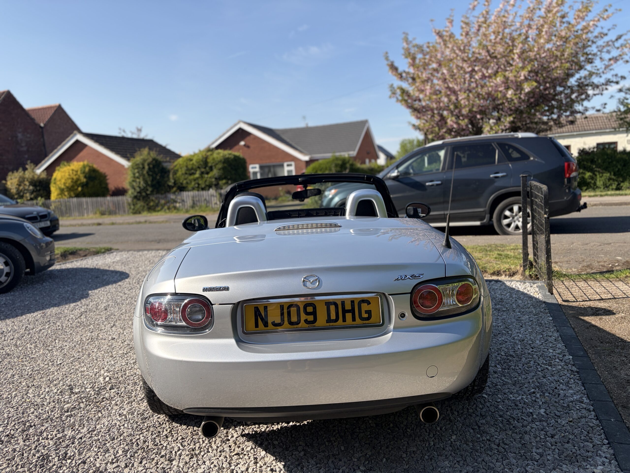 
								Mazda MX-5 Roadster 2009 full									
