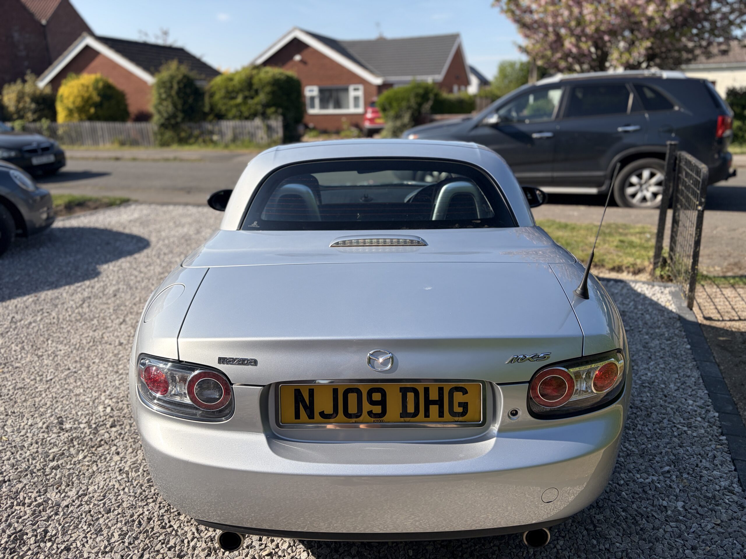 
								Mazda MX-5 Roadster 2009 full									