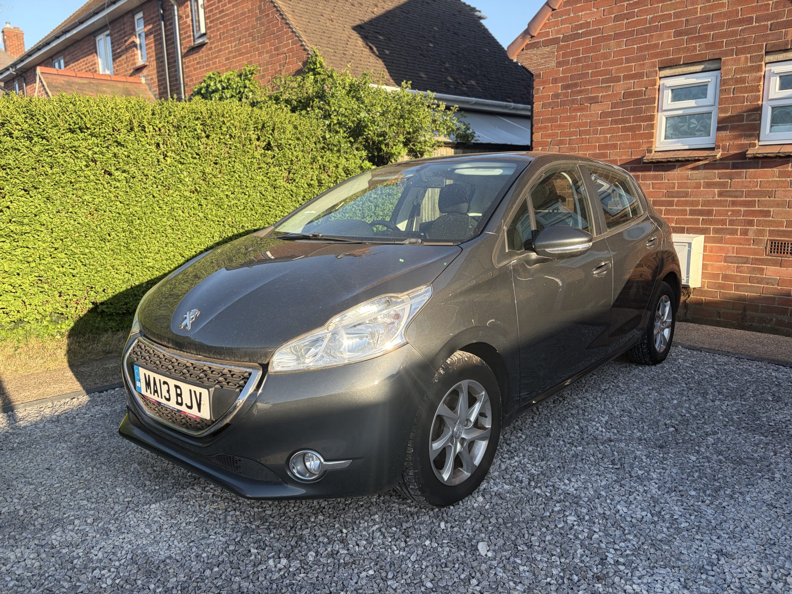 Peugeot 208 1.0 VTi 2013