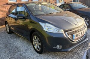 Peugeot 208 1.0 VTi 2013