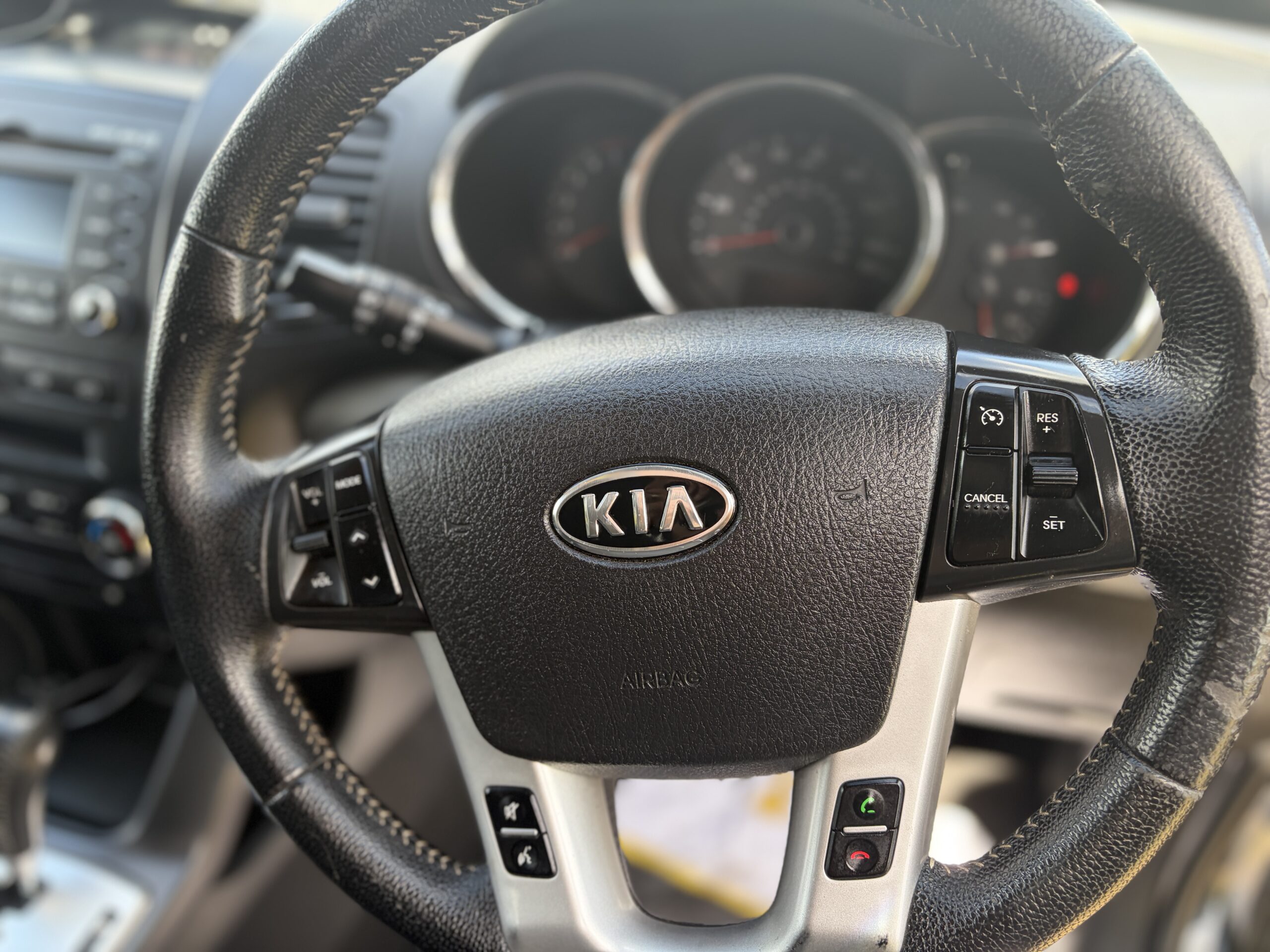 
								Kia Sorento Automatic 7 Seater full									