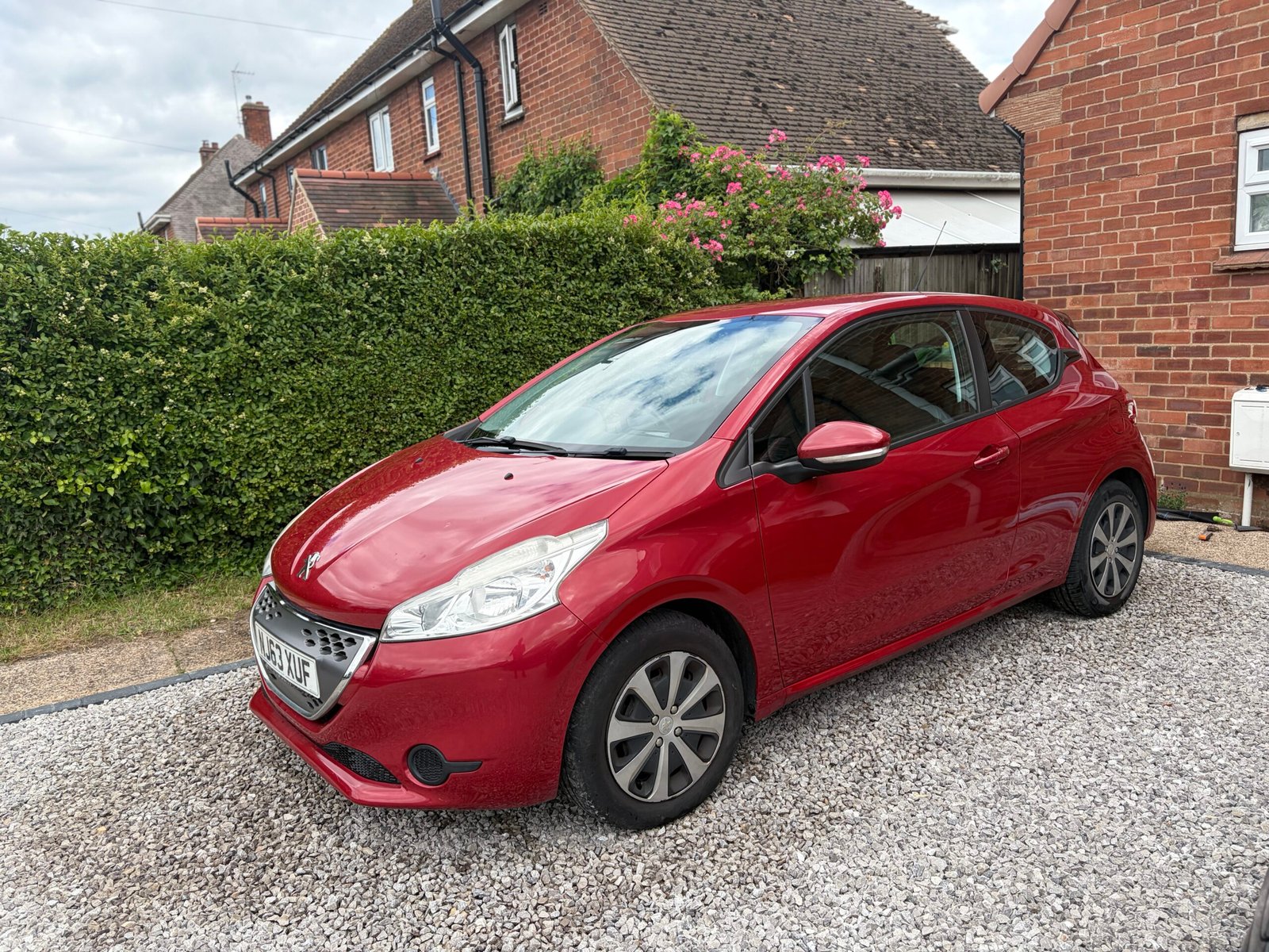 Peugeot 208 2013 AUTOMATIC