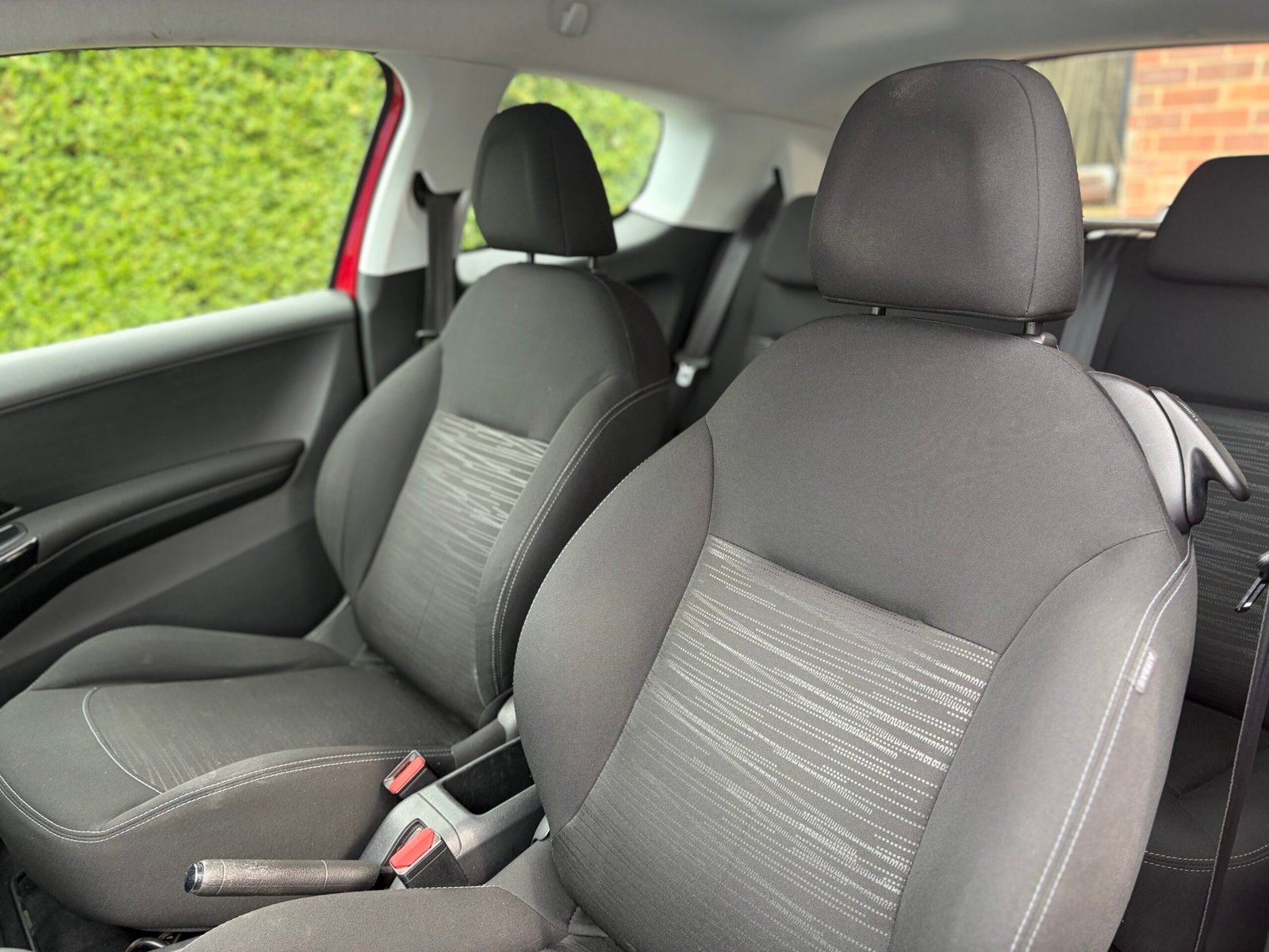 
								Peugeot 208 2013 AUTOMATIC full									