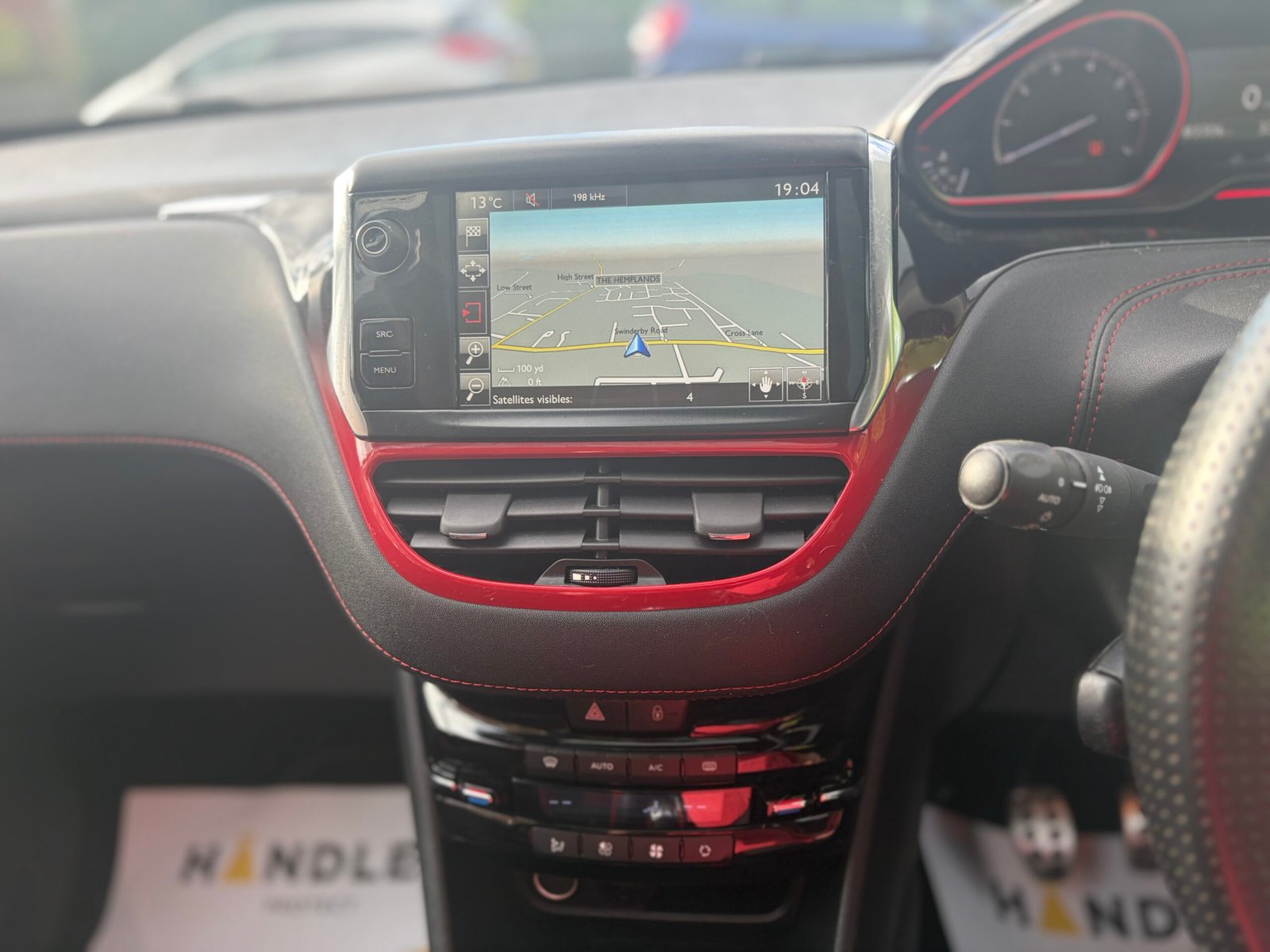
								Peugeot 208 Gti Limited Edition full									