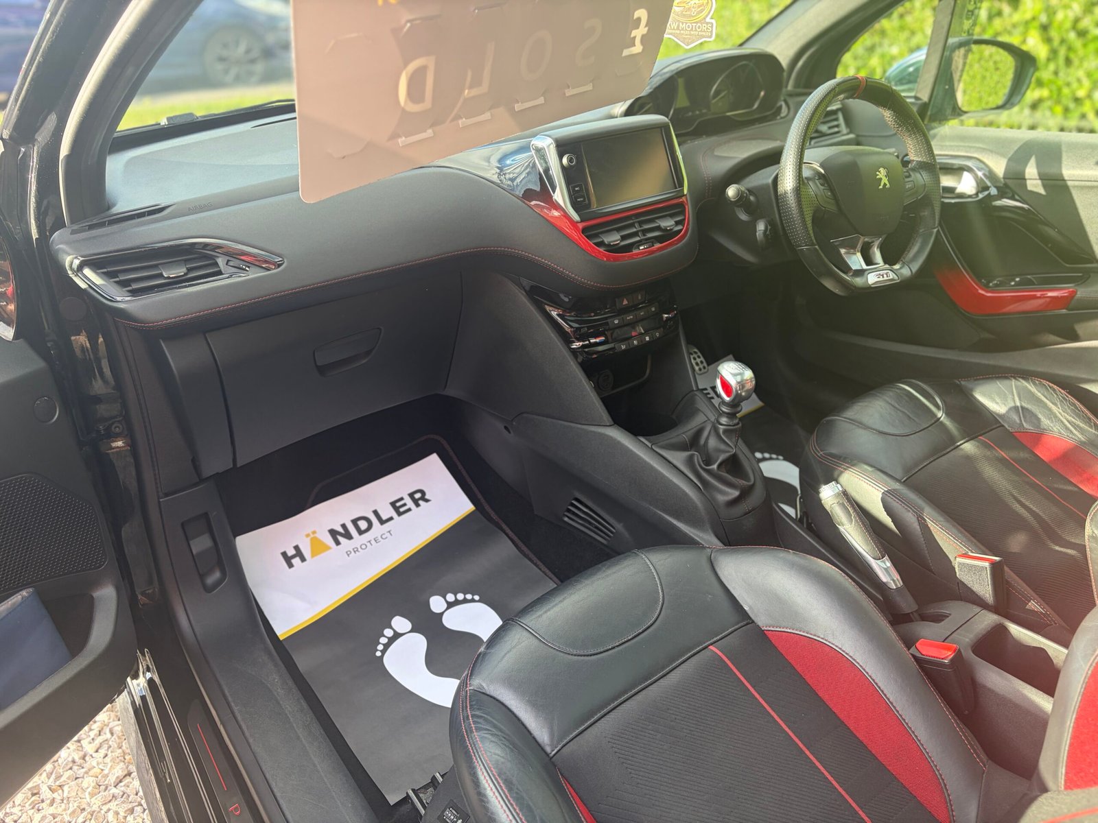 
								Peugeot 208 Gti Limited Edition full									