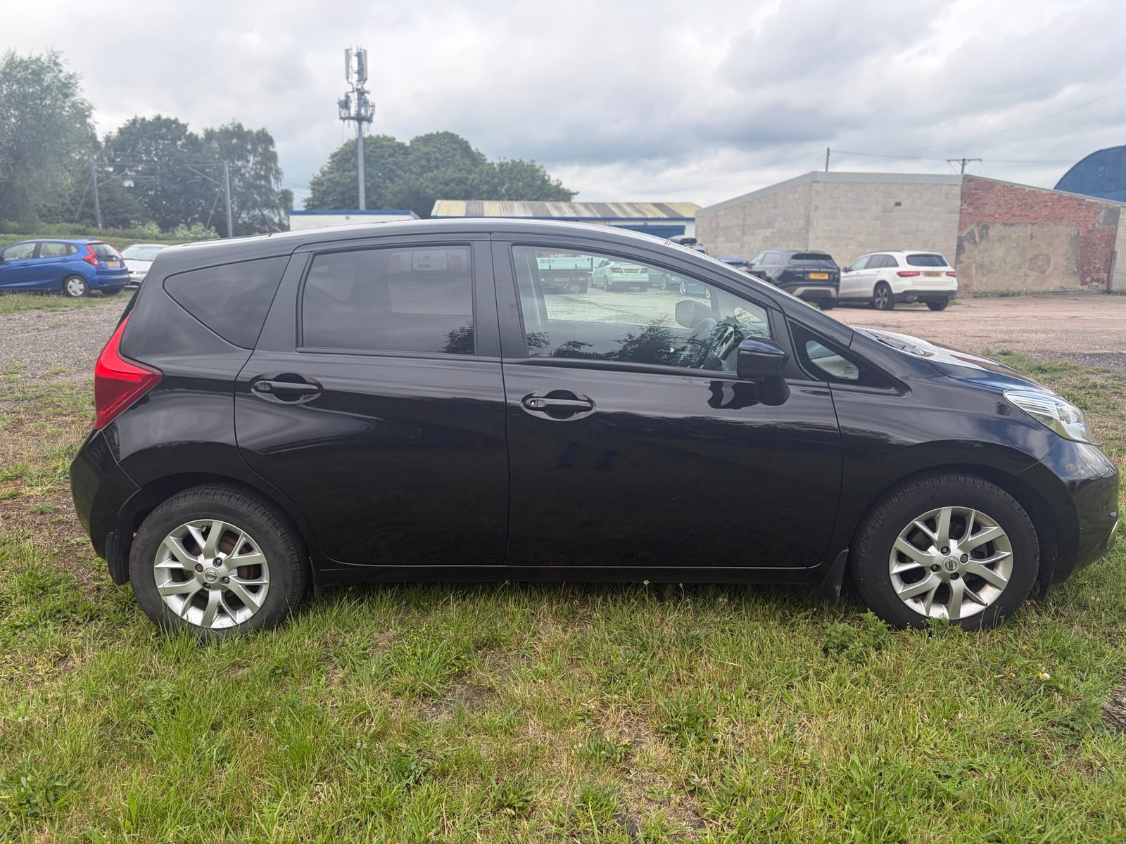 Nissan NOTE 2014