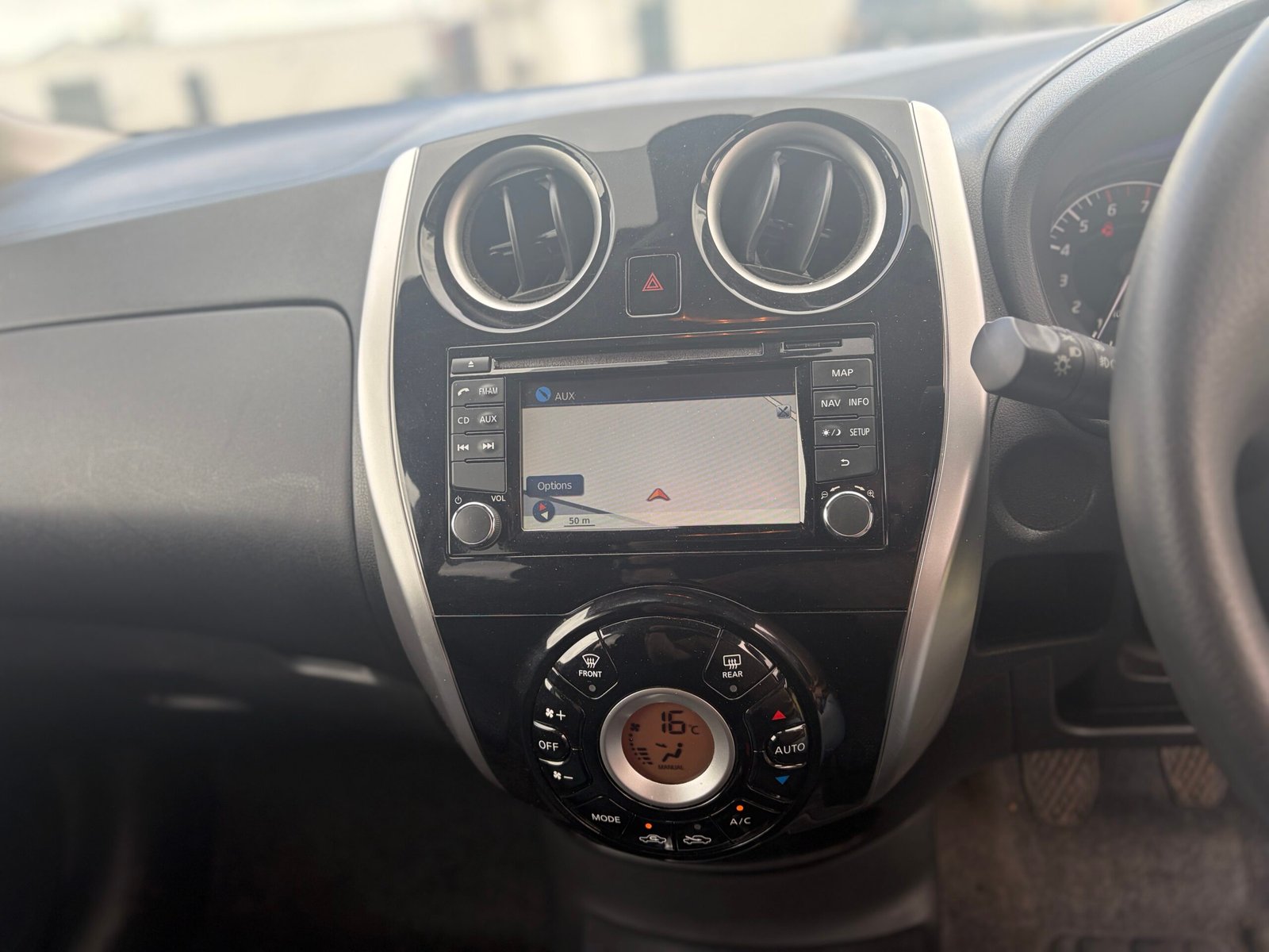 Nissan NOTE 2014