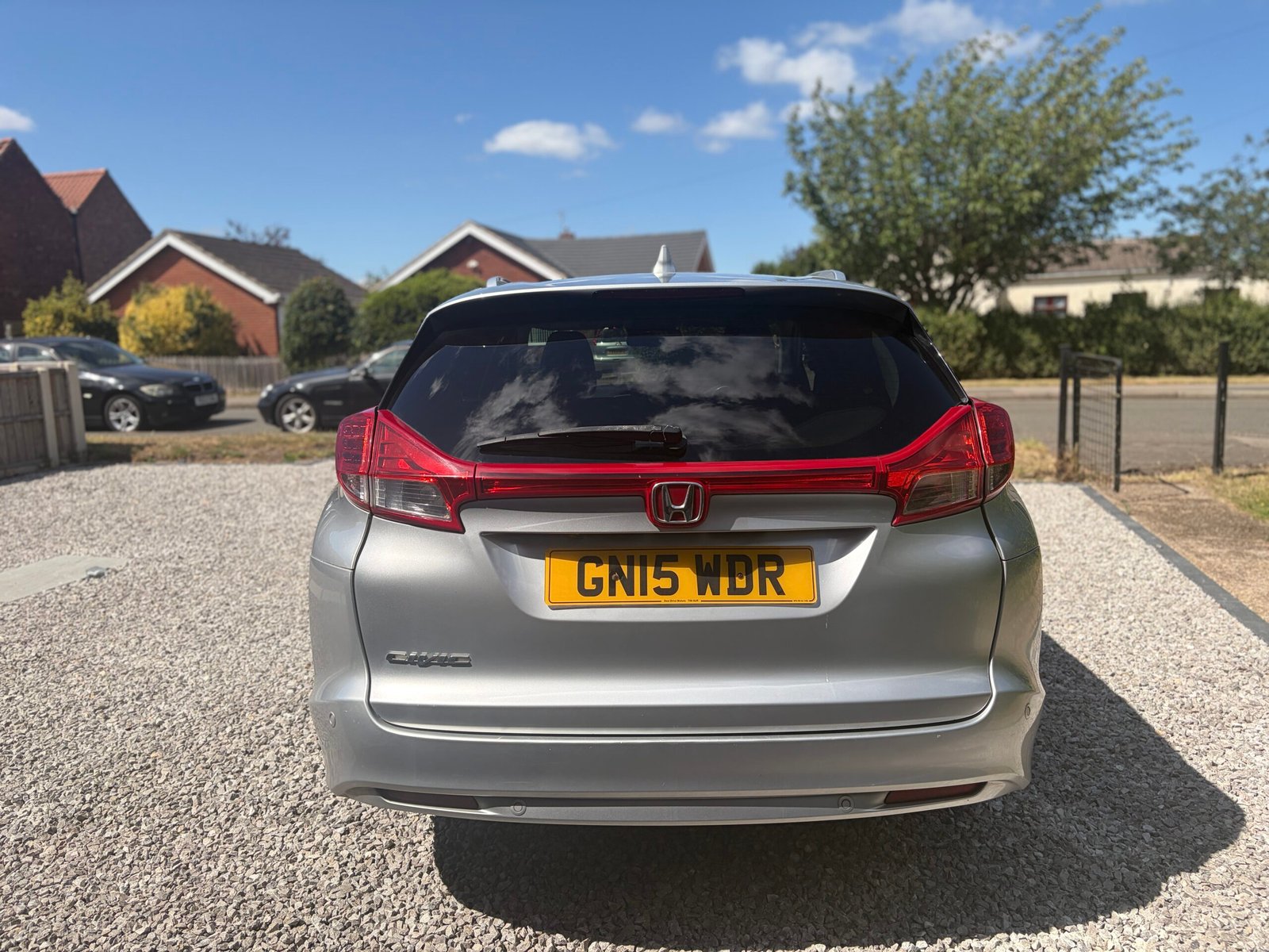 
								Honda Civic 2015 Tourer full									