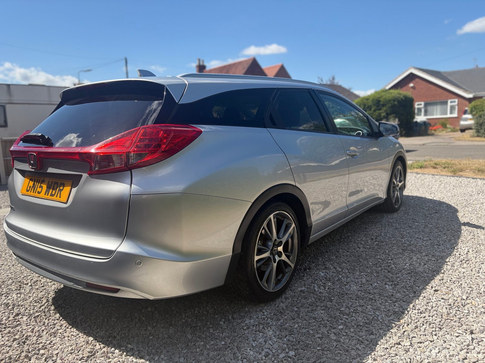 
								Honda Civic 2015 Tourer full									