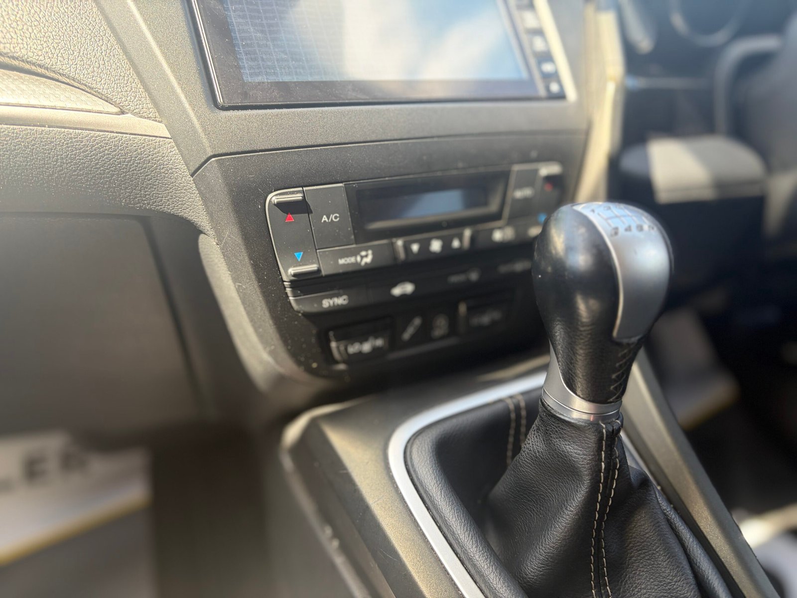 
								Honda Civic 2015 Tourer full									