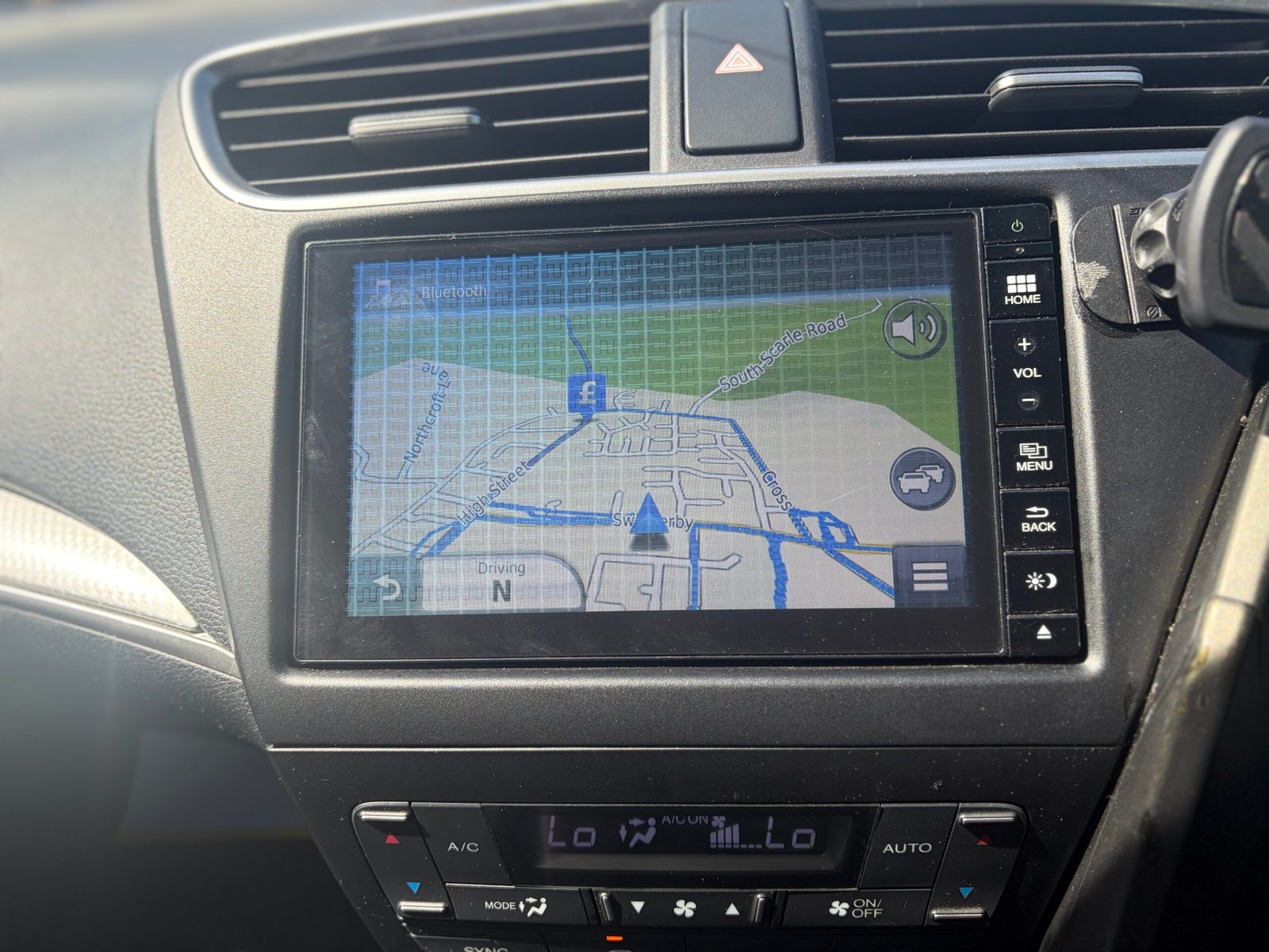 
								Honda Civic 2015 Tourer full									