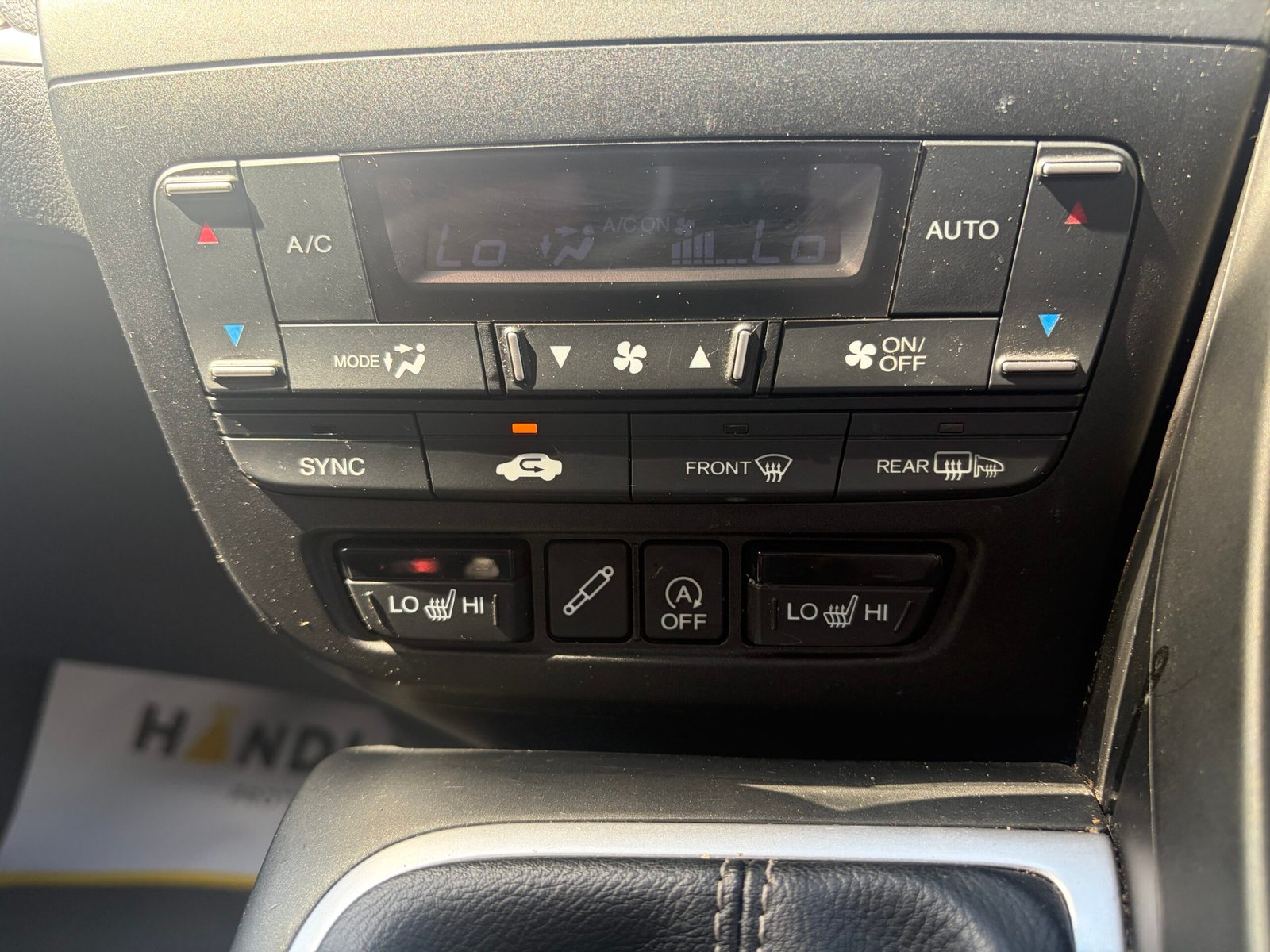 
								Honda Civic 2015 Tourer full									