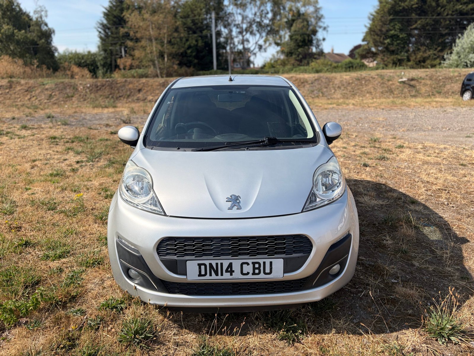 
								Peugeot 107 Allure 2014 full									