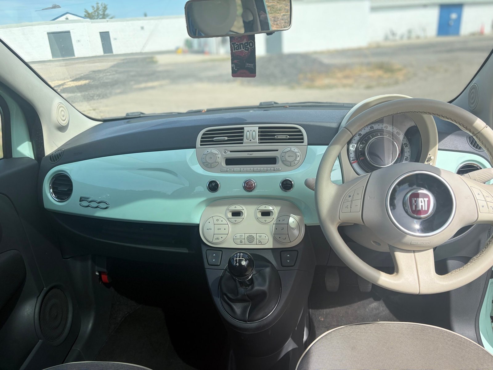 
								Fiat 500 Lounge full									